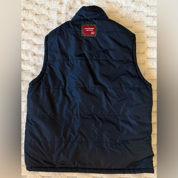 Abercrombie & Fitch Women’s Puffer Vest Y2K Blue Red Full Zip 92 Patch Sz S - Picture 4 of 7
